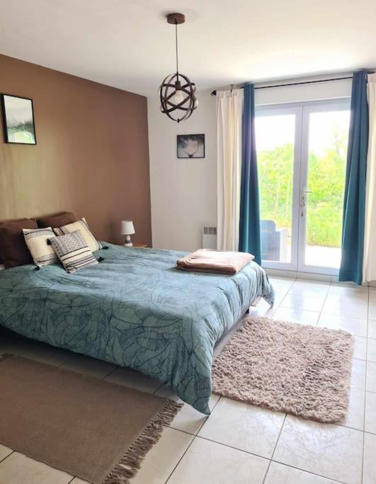 Gite De 70M² Avec Vue Sur Le Massif Du Pilat Clonas-sur-Vareze Exterior photo